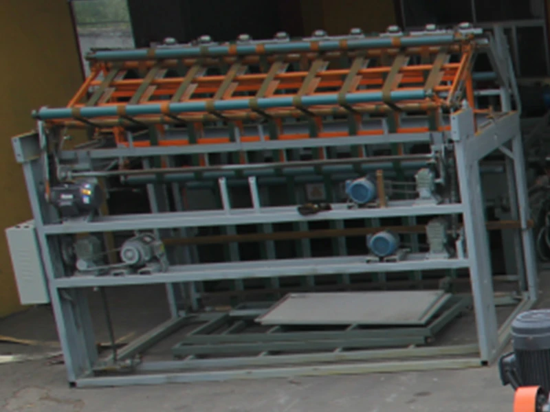 Eight feet folding machine